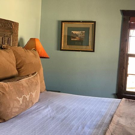 Gage Hotel Marathon Luaran gambar
